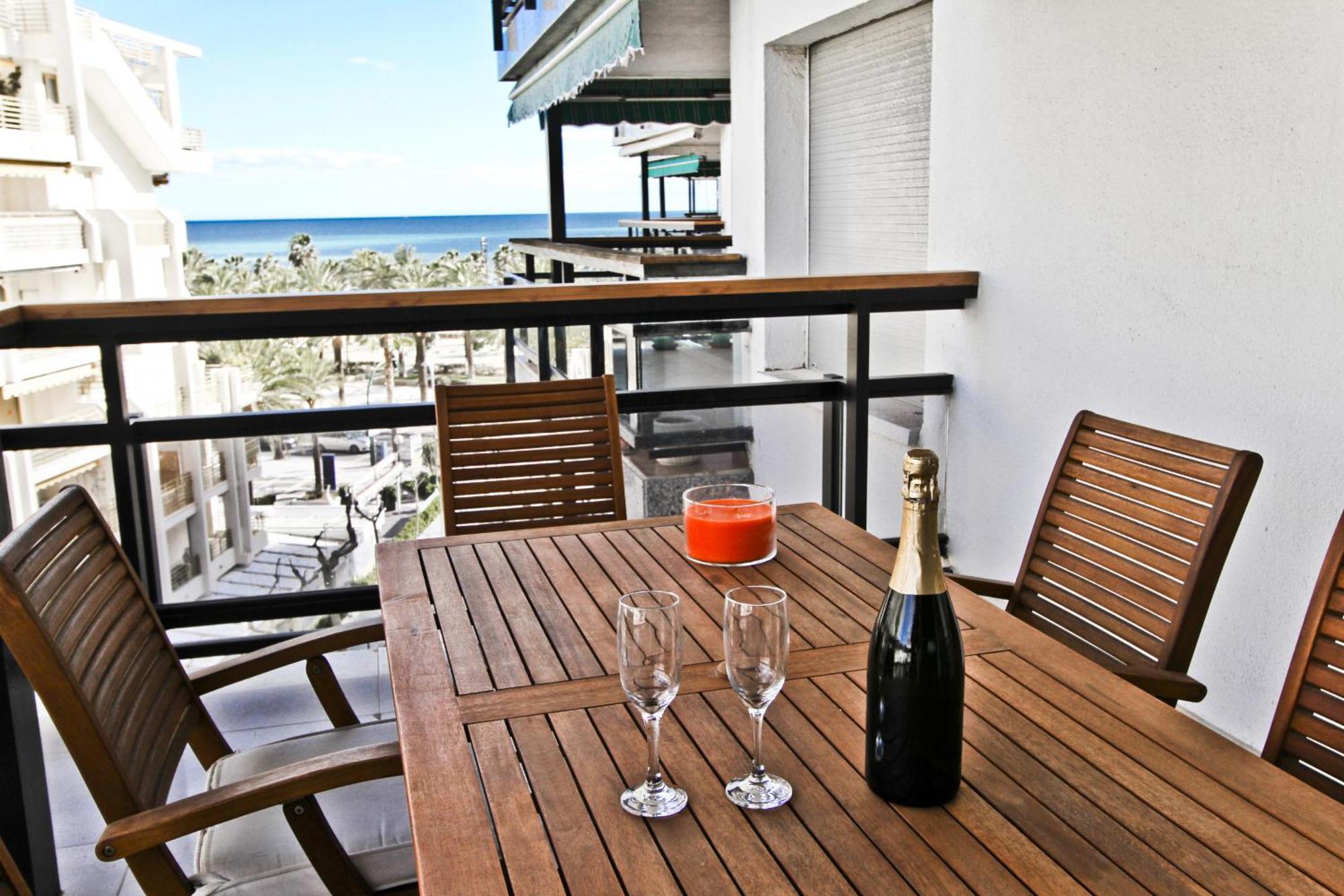 New Maria Anagabu Planet Costa Dorada Apartment Salou Exterior foto